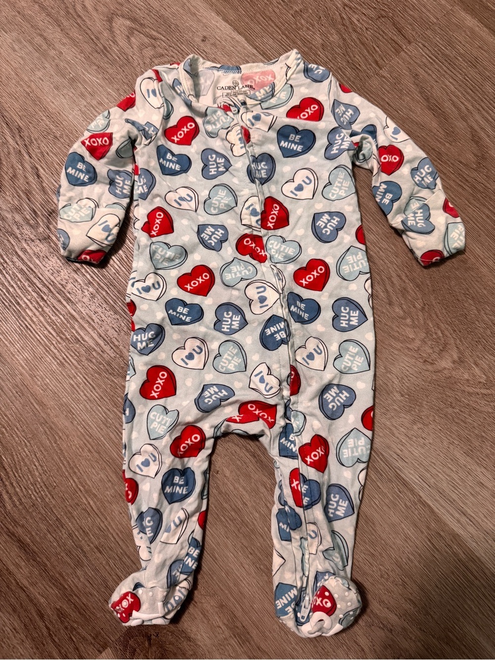Caden Lane Conversation Hearts Valentines Footed Sleeper 0-3 months Footie Baby